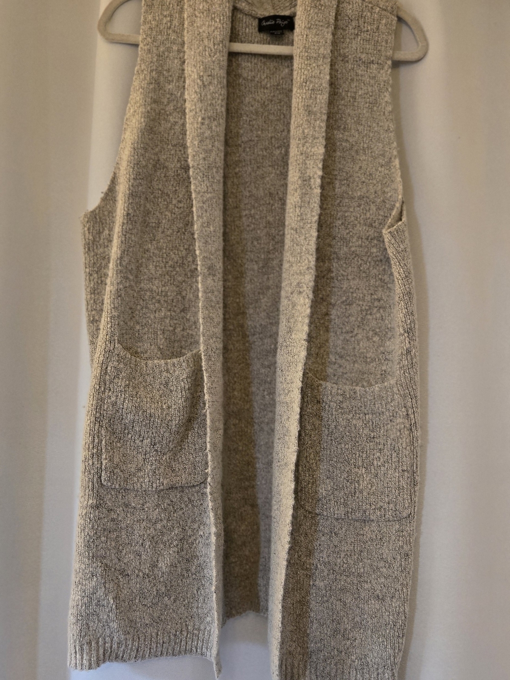 Charlie Paige Cream Knit Sleeveless Open-Front Cardigan